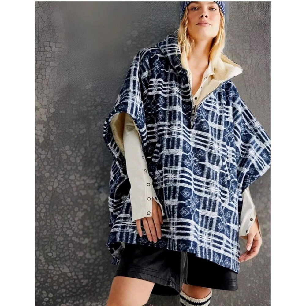 FREE PEOPLE PONCHO XS/S "MISS YOU" Hooded Jacket Winter PLAID BLUE NWOT